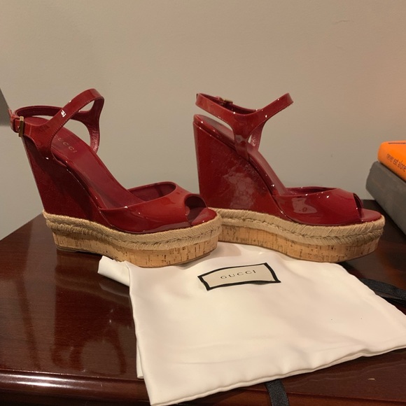 Gucci red wedges with corked bottom - Picture 1 of 6